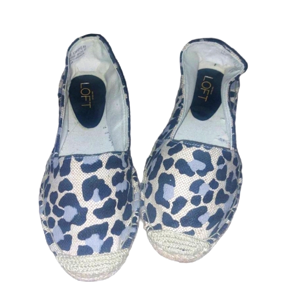 LOFT Blue and White Leopard Print Flats